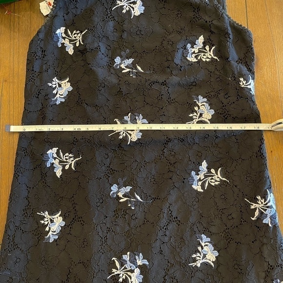 Ann Taylor Floral Embroidered Lace Sheath Dress, Blue, Size US 8 - Picture 16 of 16